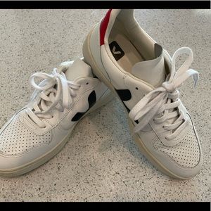 Veja V-10 White Sneaker Women’s